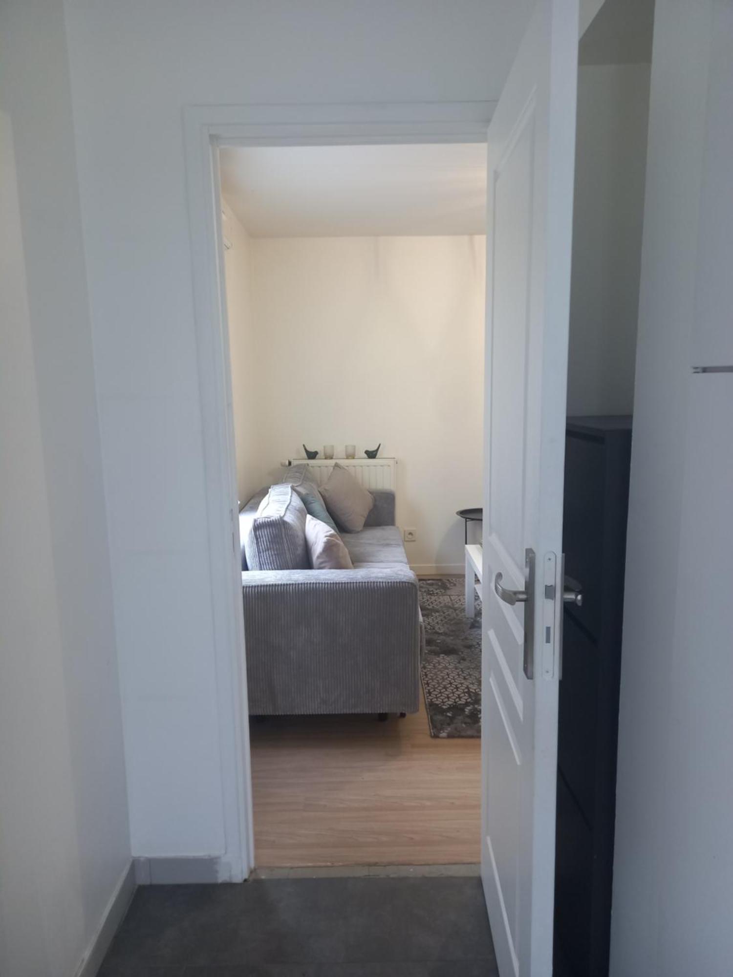 Chambre Privee Sdb Kitchenette Proche De Paris Saint-Ouen  Exterior photo